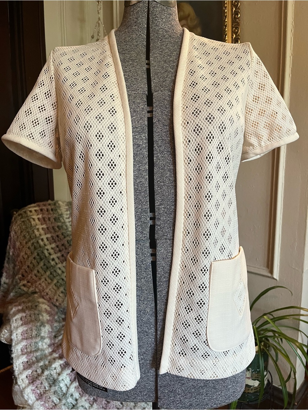 Women's Open-Front Short Sleeve Vintage Knit Cardigan — Cream